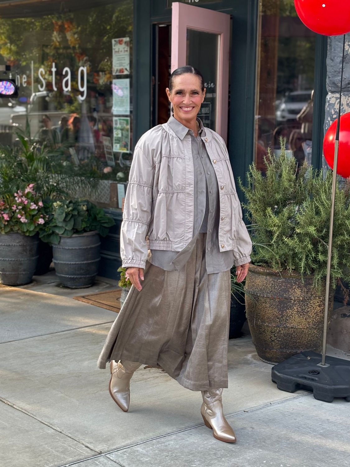 PLEATED FAUX LEATHER MIDI SKIRT