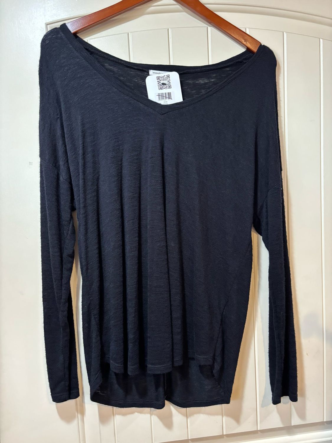 CARTER V-NECK