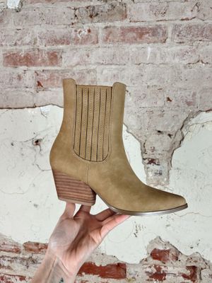 VIVICA CAMEL 