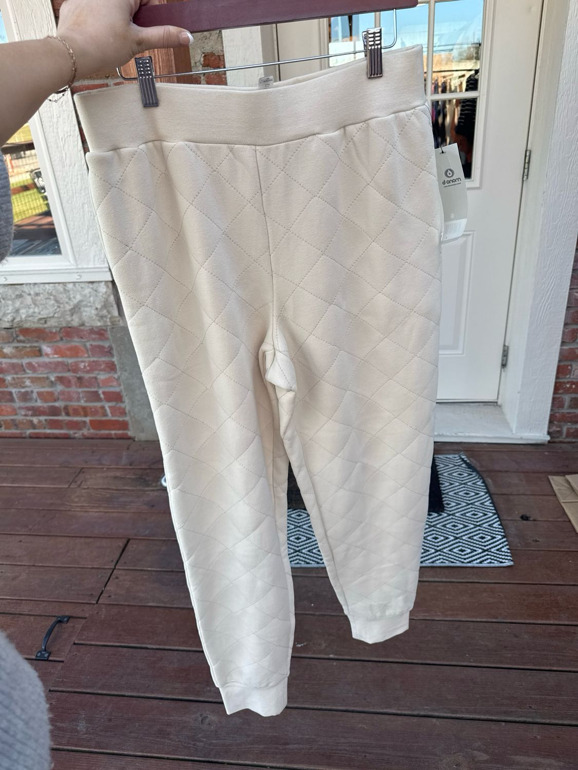 QUILTED CREAM PANTS