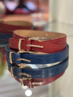 HORSESHOE BUCKLE BELT