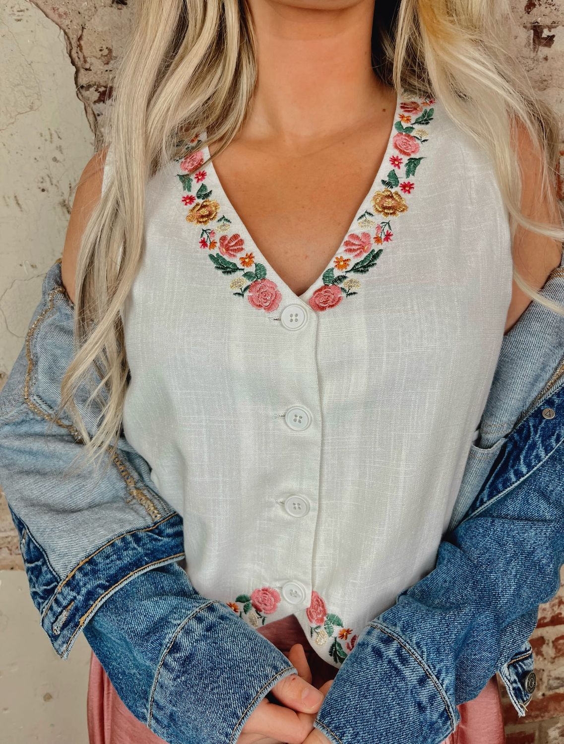 FLORAL EMBROIDERY VEST