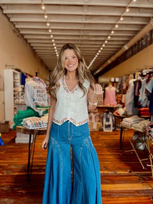 FLORAL EMBROIDERY VEST