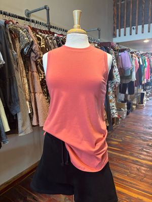 NOTCHED TANK