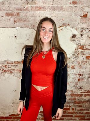 KNIT HALTER