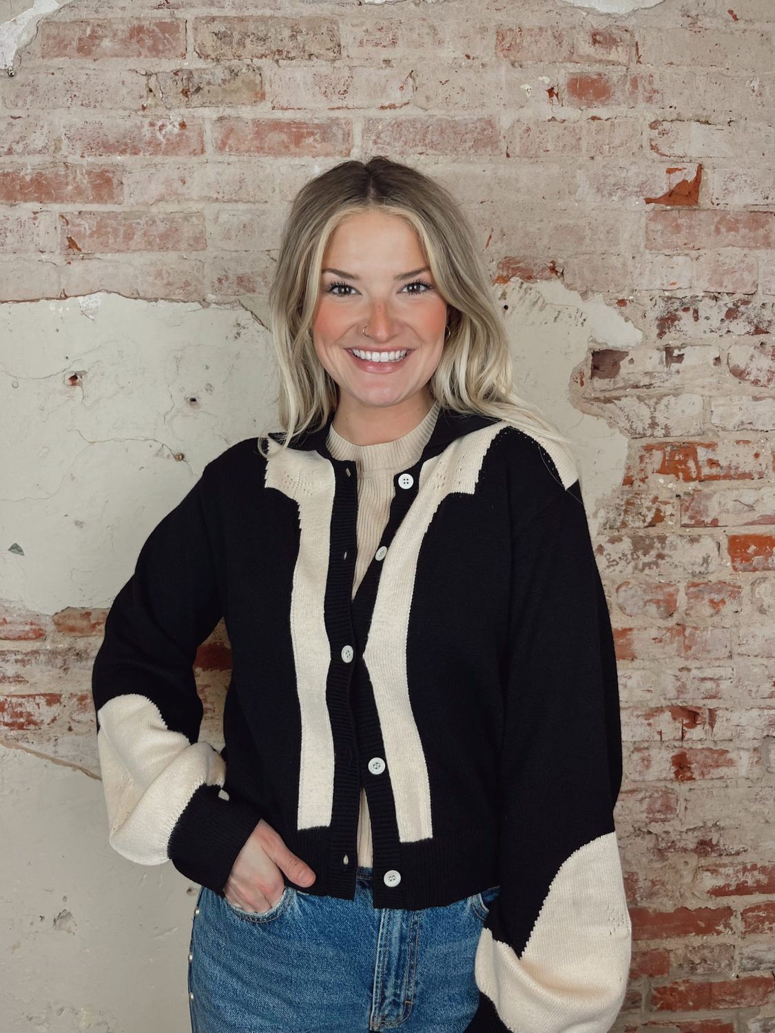 COLORBLOCKED KNIT TOP