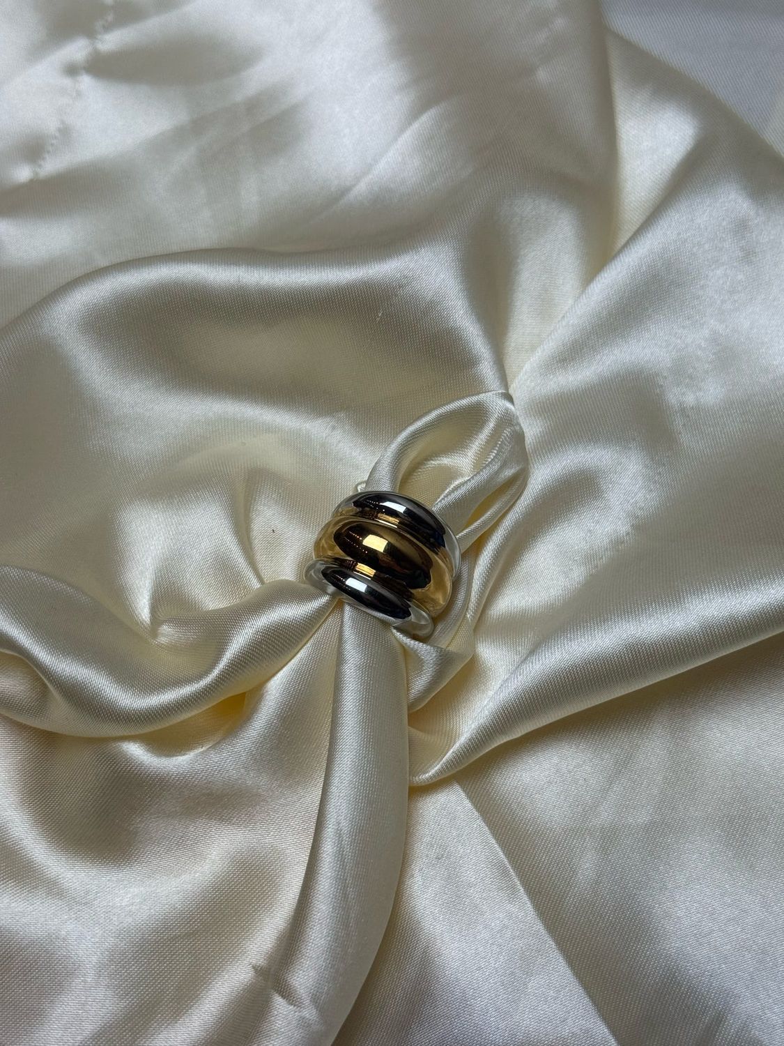 TWO TONED DOMER RING