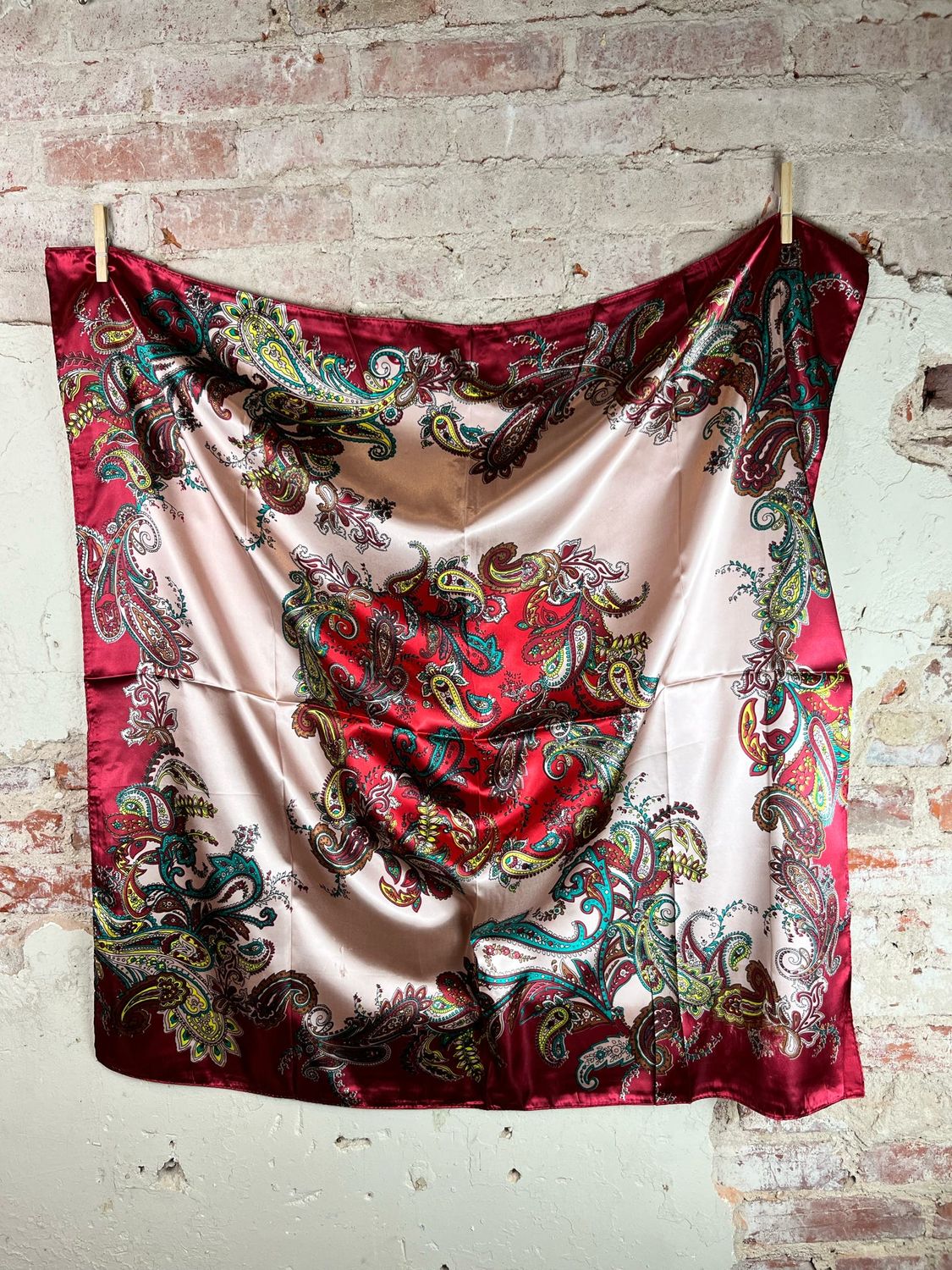 CRIMSON LUXE WILDRAG