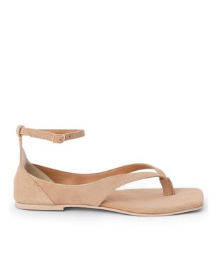 LIGHTWEIGHT TAN SANDAL WITH ADJUSTABLE STRAP THE STAG ARDMORE, OKLAHOMA