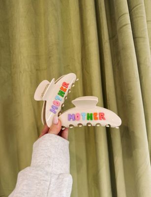 MULTICOLOR MOTHER CLIP