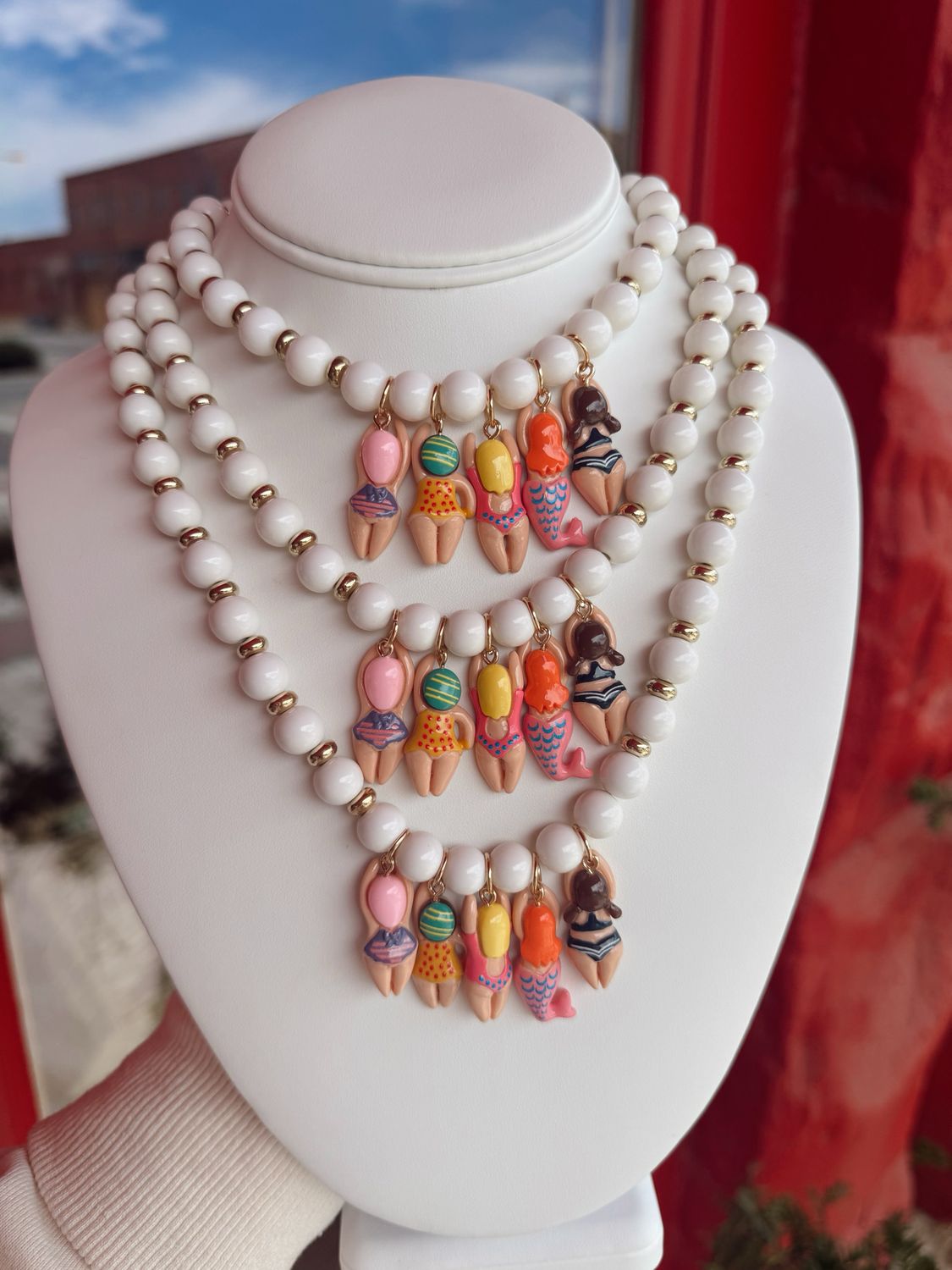 BIKINI GIRL NECKLACE 