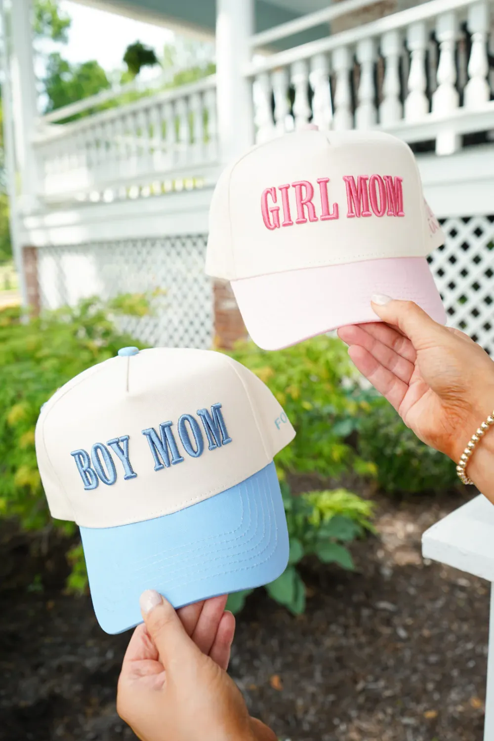 MOM TRUCKER HAT