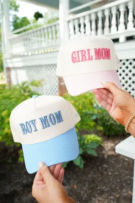 MOM TRUCKER HAT