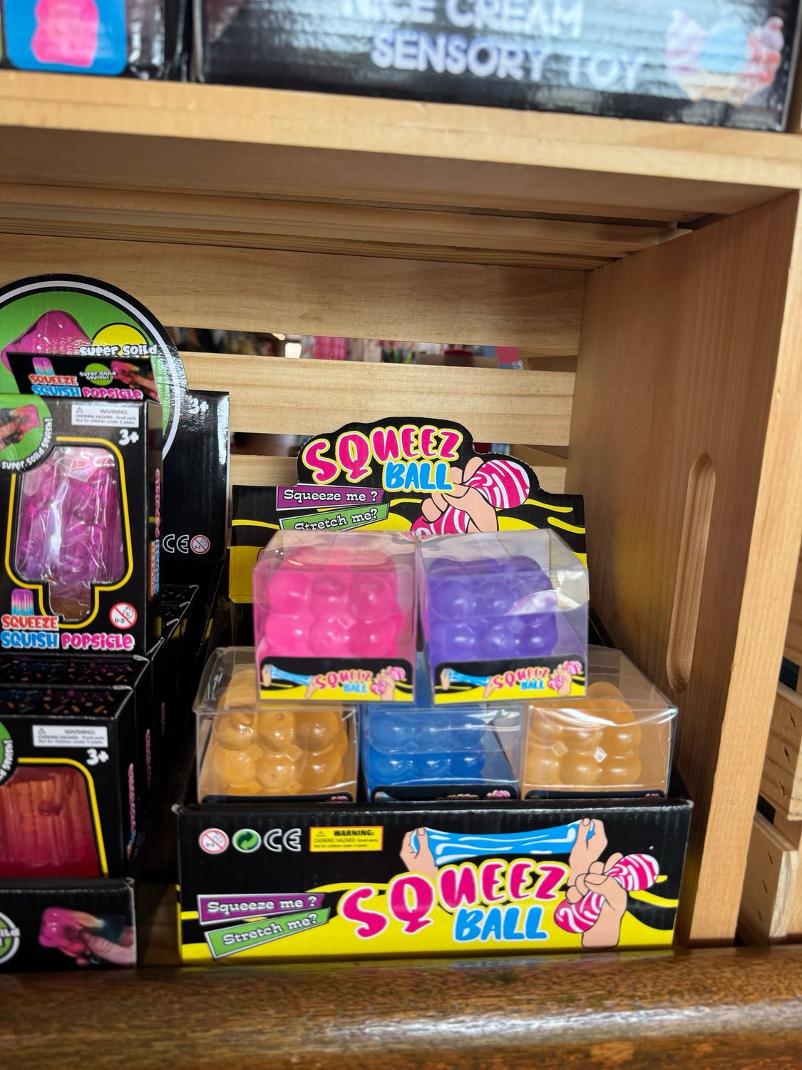 BUBBLE CUBE SQUISHY