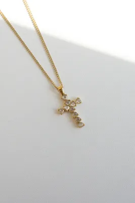 HERA HEART CRYSTAL HEART  NECKLACE