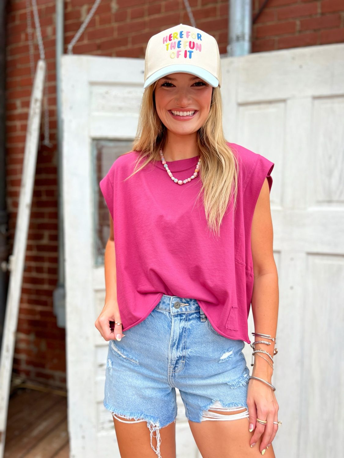 SLEEVELESS CROP TOP