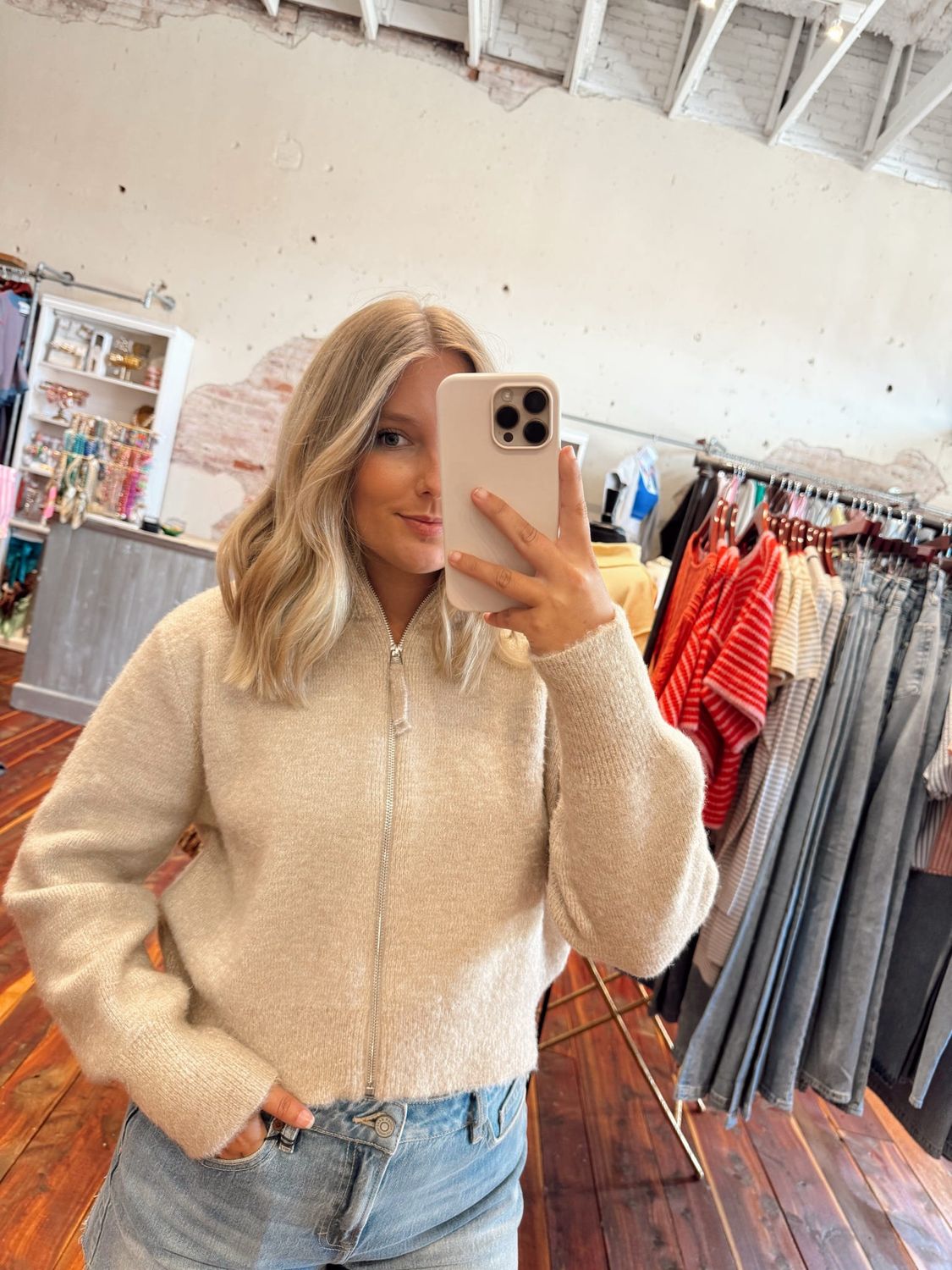 THE NIA SWEATER