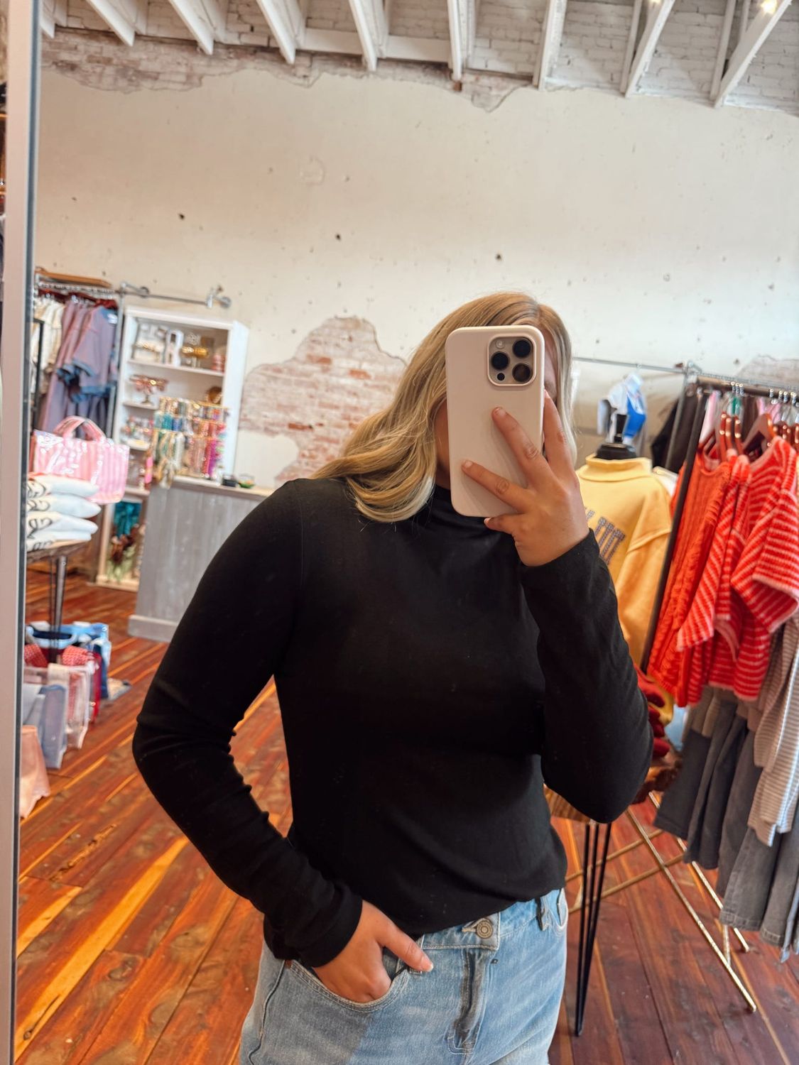 THE MOLLY TOP