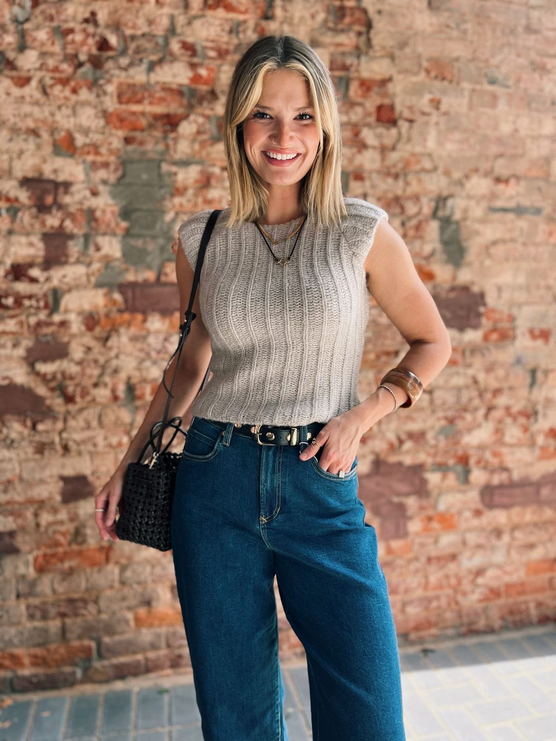 SLVLESS SWEATER TOP
