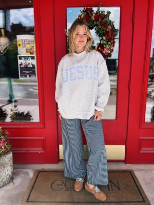 JESUS APPLIQUE MOCKNECK