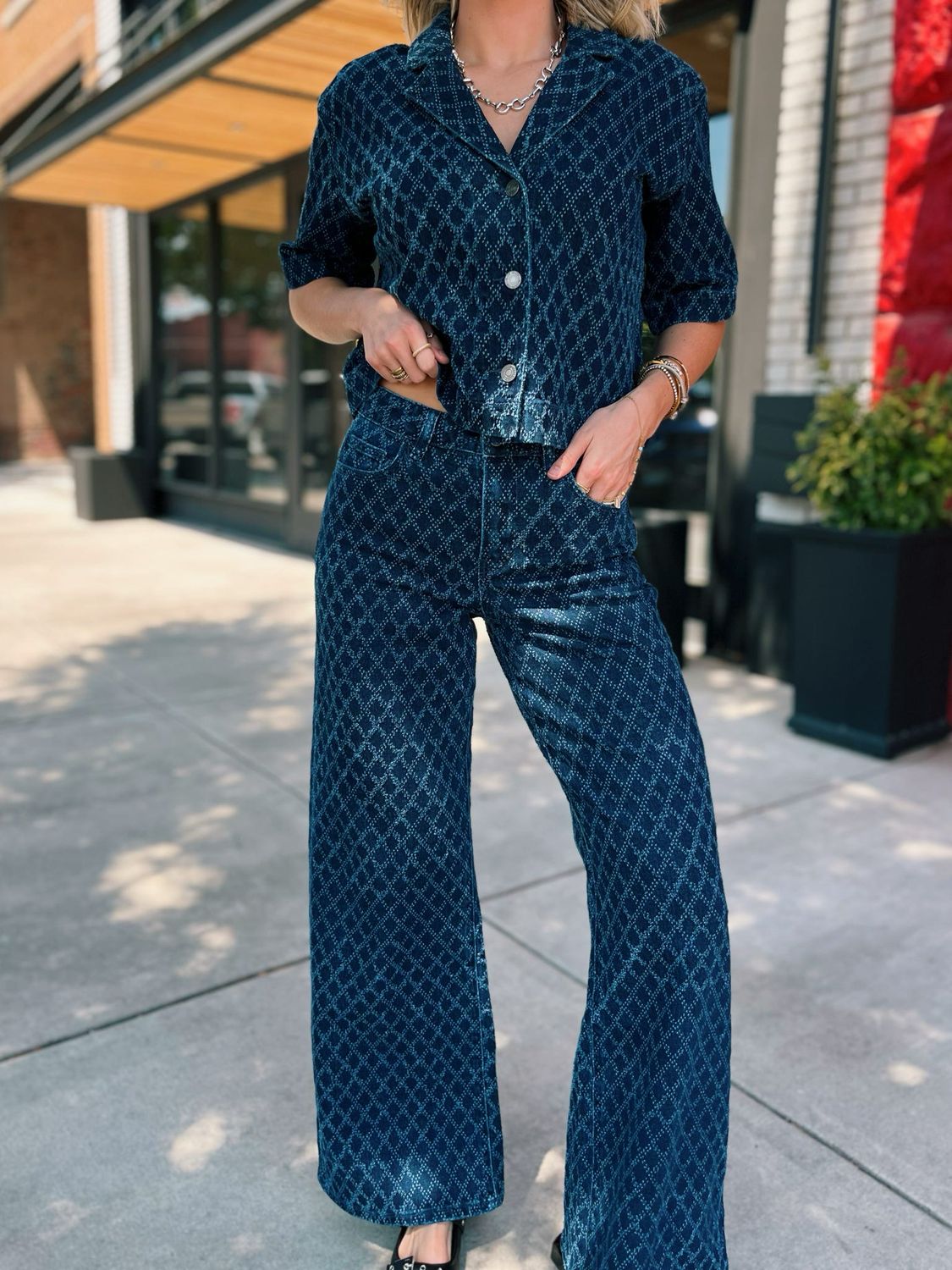 DIAMOND JEANS