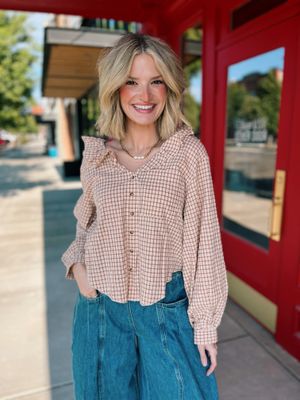 RUFFELED BLOUSE