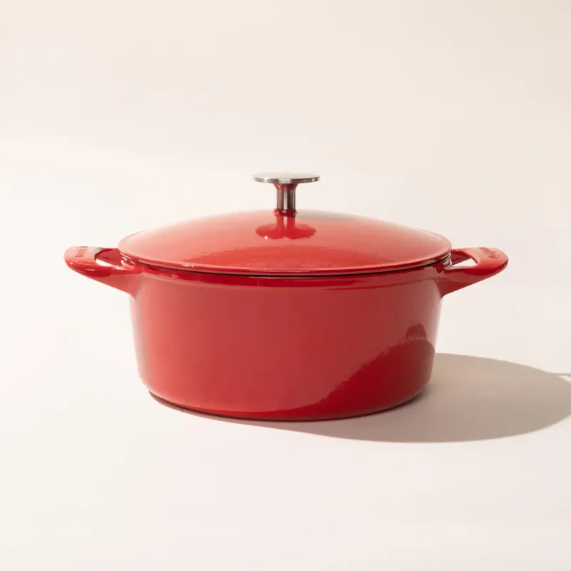 MADE IN Round Dutch Oven  5.5 QT. 