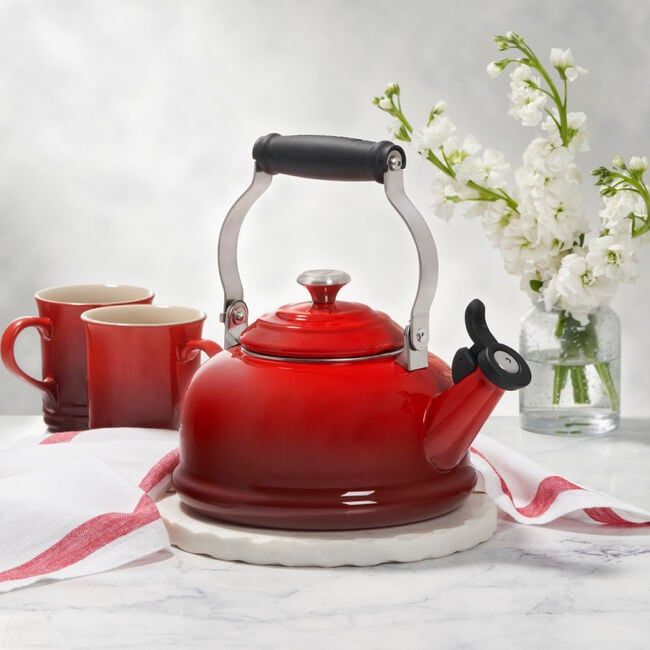 Le Creuset Classic Whistling Tea Kettle