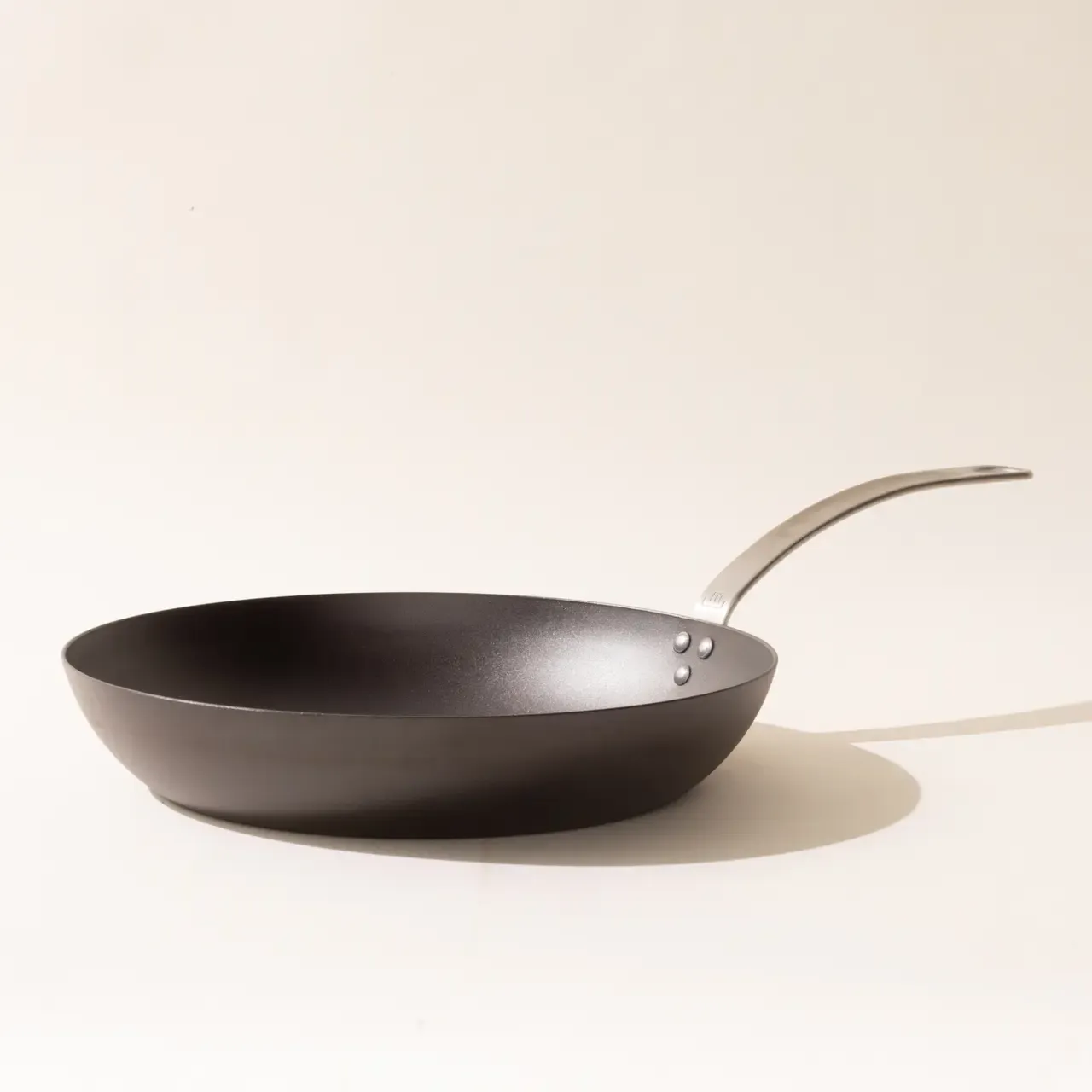 MADE IN - 12” BLUE CARBON STEEL FRYING PAN (SEASONED)