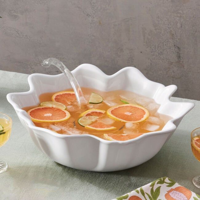 Le Creuset Serving Bowl Iris - White 15&quot;