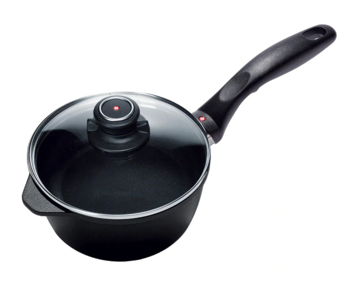 Swiss Diamond XD Saucepan w/Lid, Capacity: 1.4 qt