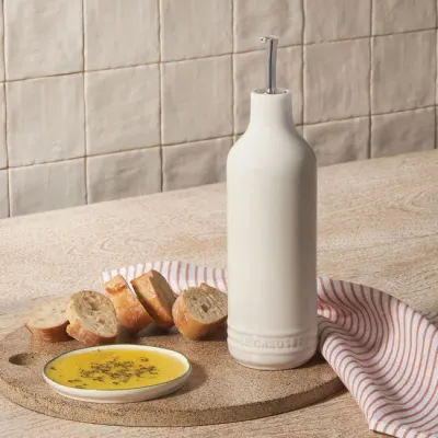 Le Creuset Signature Oil Cruet 20oz