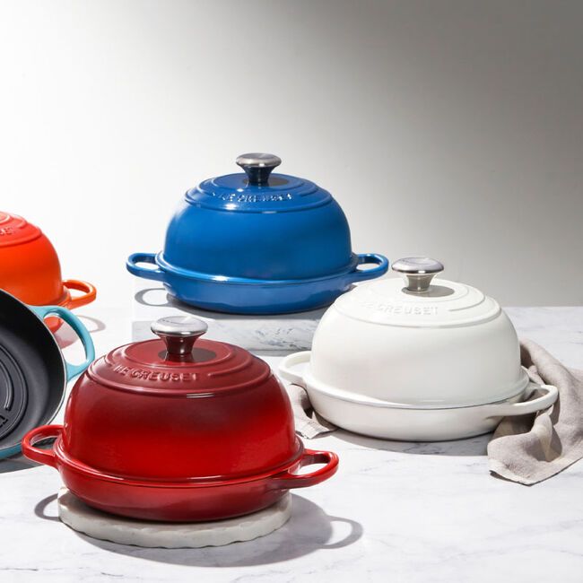 Le Creuset Signature Round Bread Oven