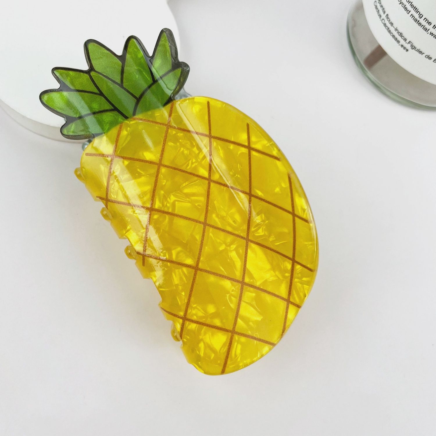 Pineapple Clip