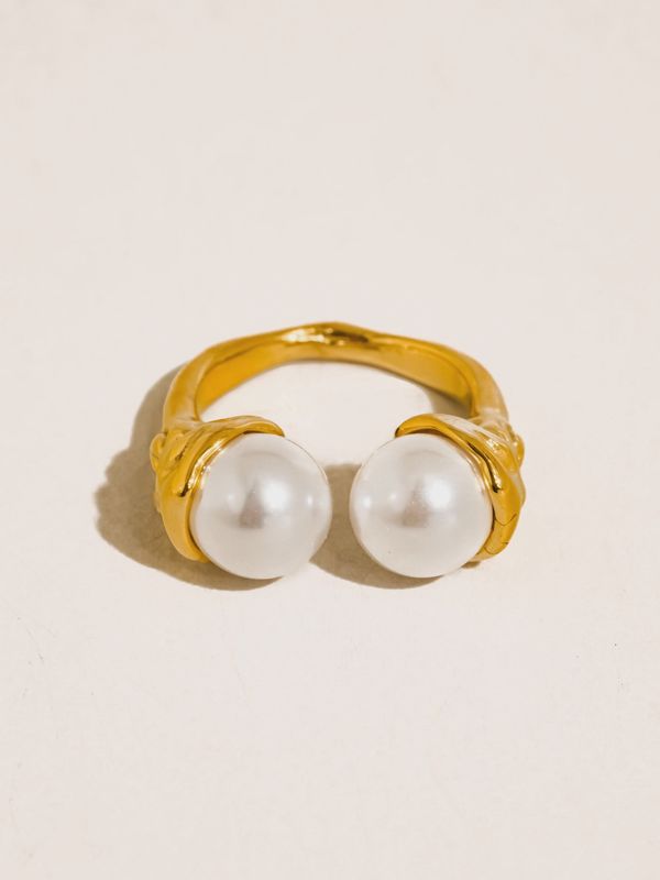Pearl Ring