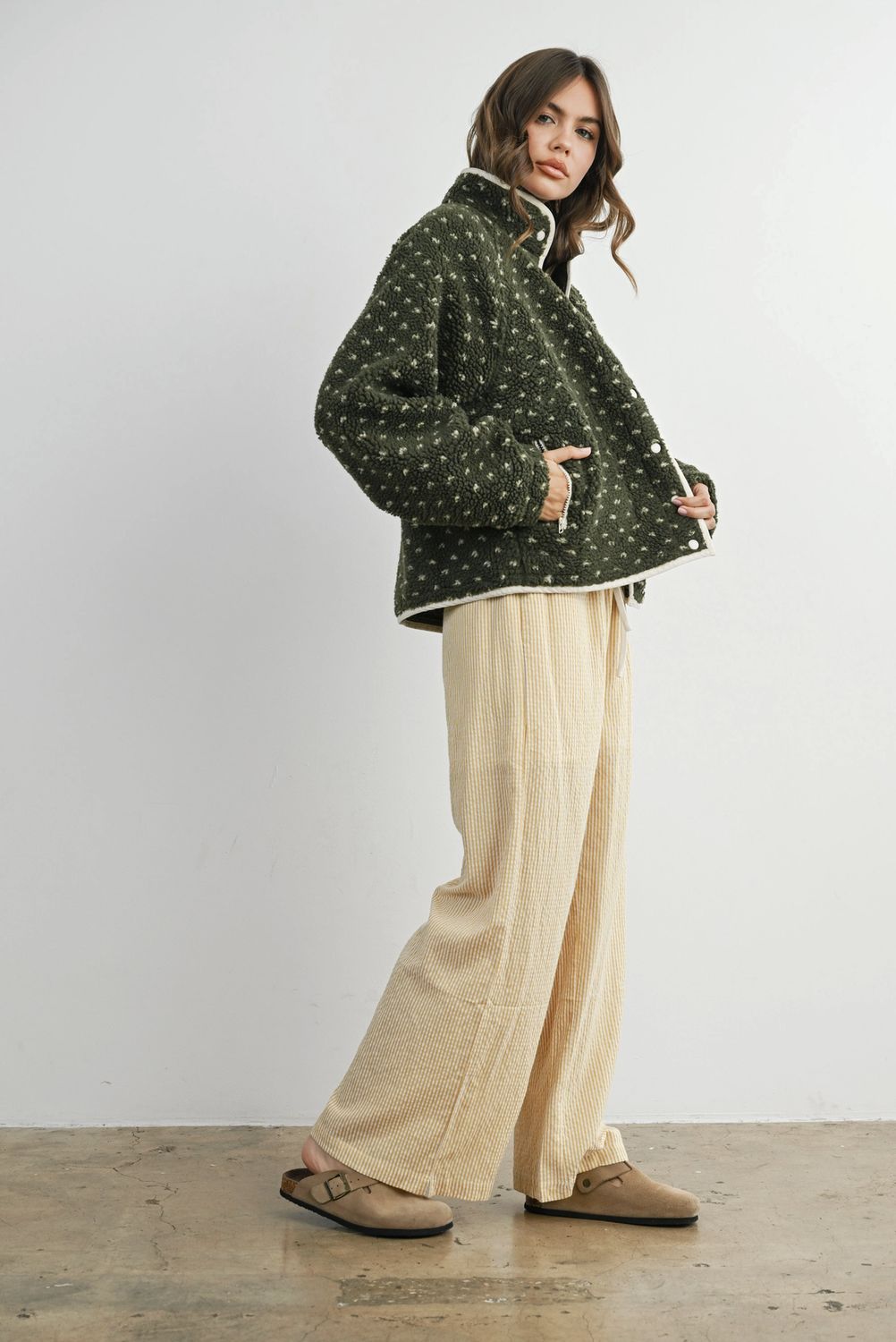 Button Down Sherpa, Colour: Olive, Size: Small