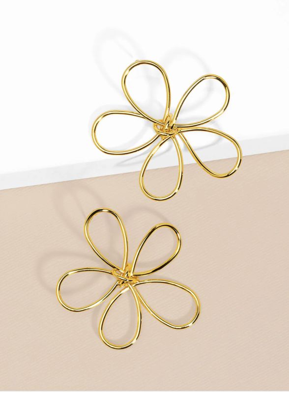 Thin Flower Earring