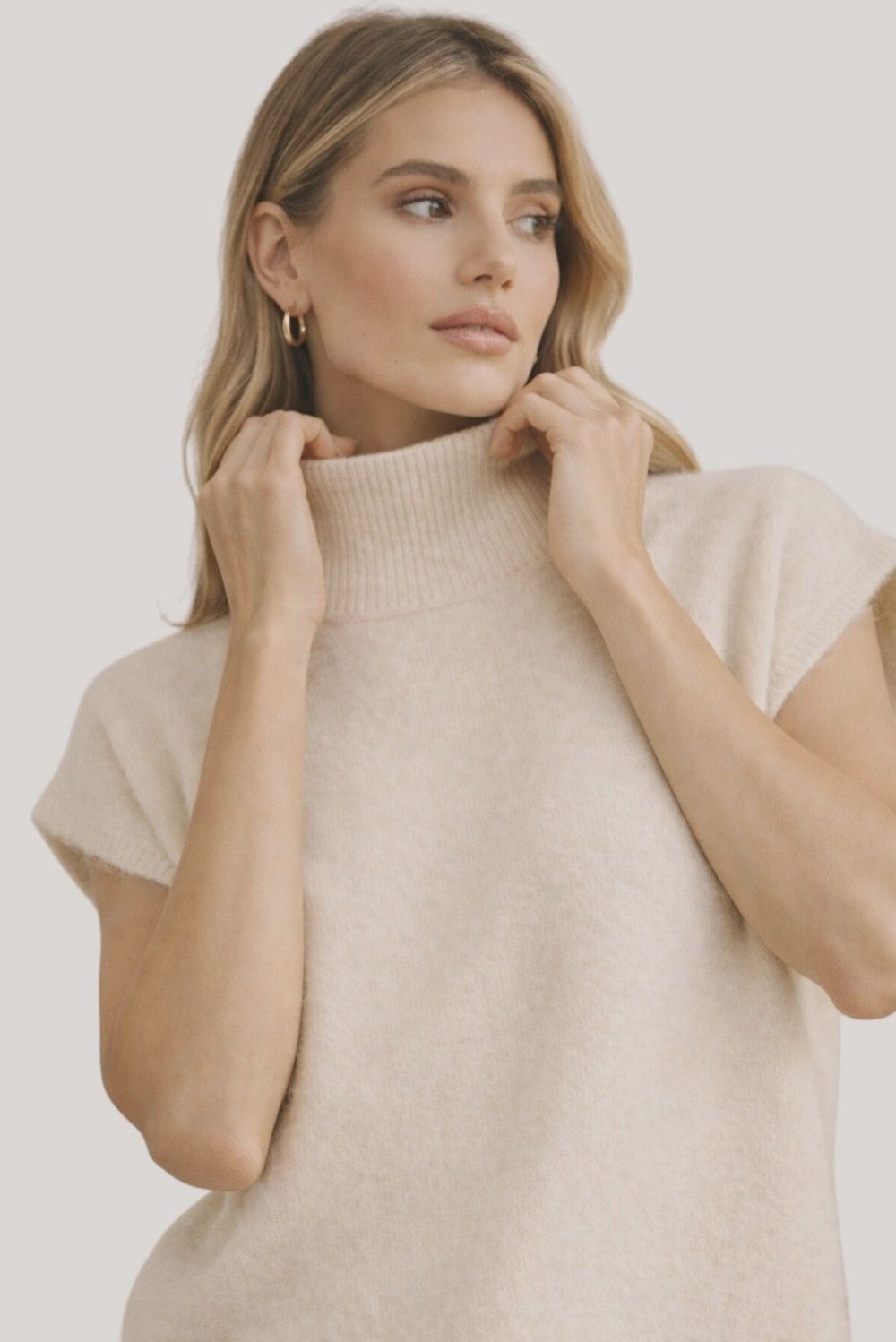 Oatmeal Sleeveless Turtleneck