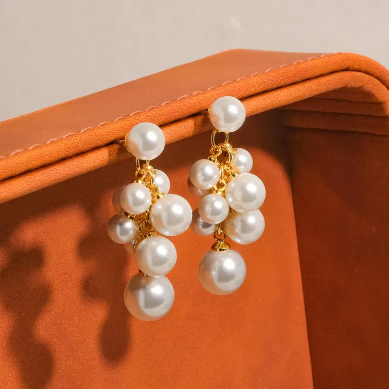 Pearl Cluster Earring