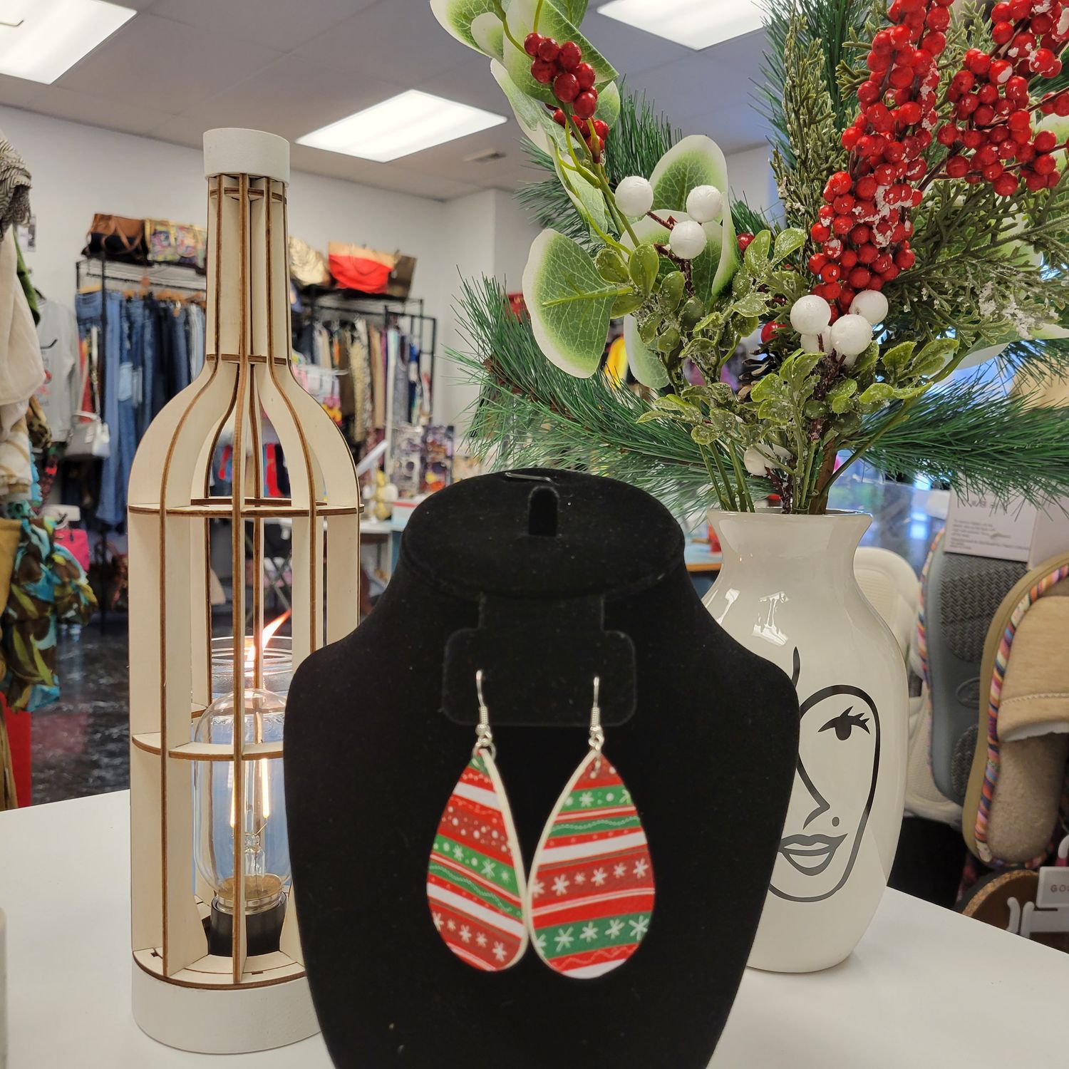 Christmas Teardrop Earrings, Color: Red/White/Green
