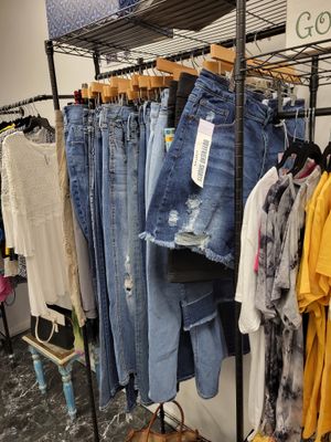 Jeans &amp; Denim