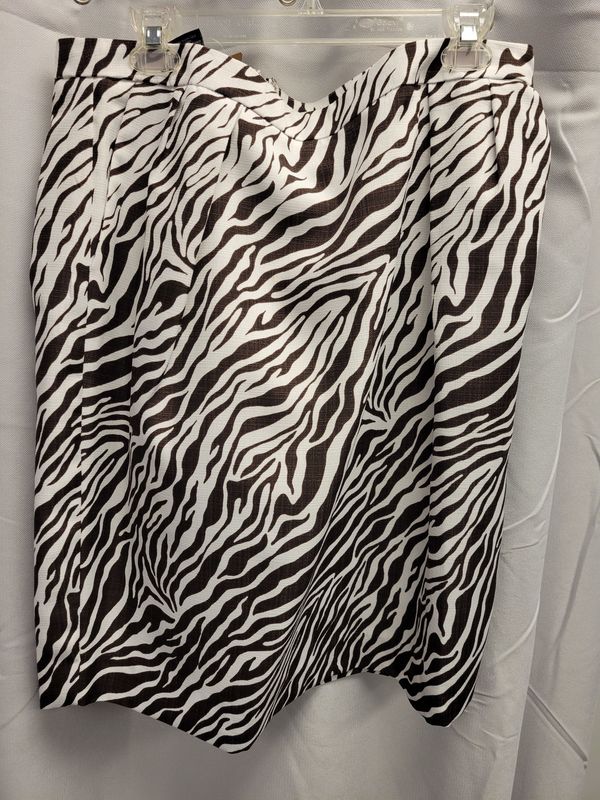 Attention Zebra Print Skirt (16)pre-owned