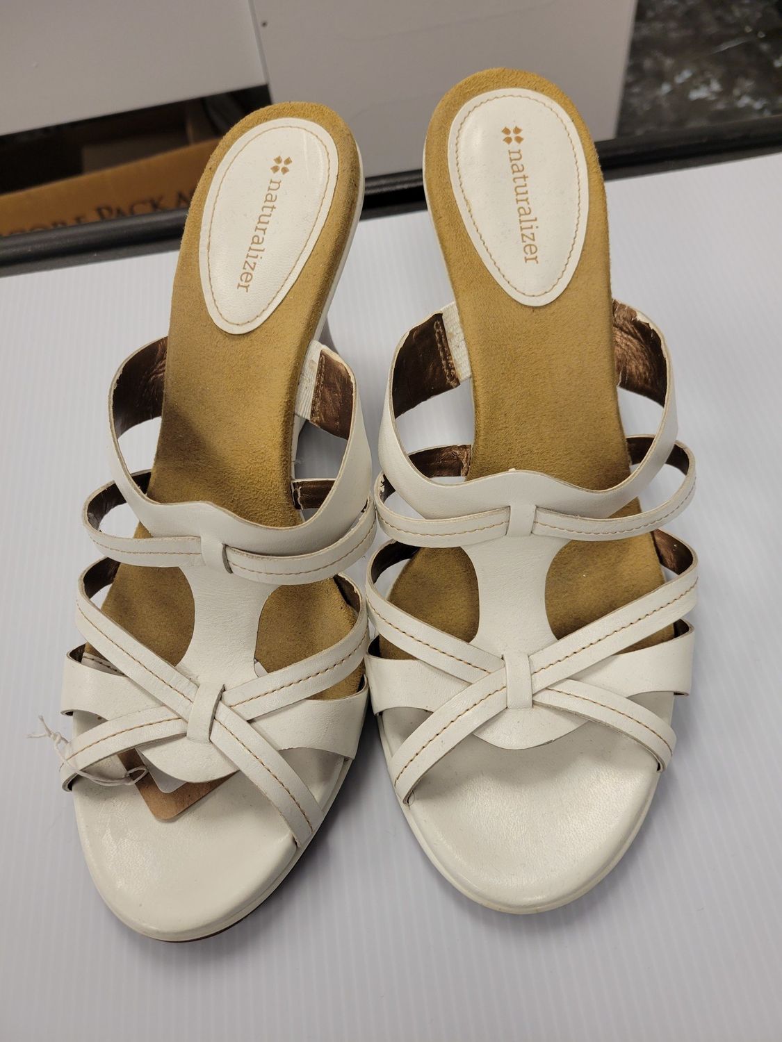 Naturalizer White Sandal Wedge Heels (10) Pre-owned