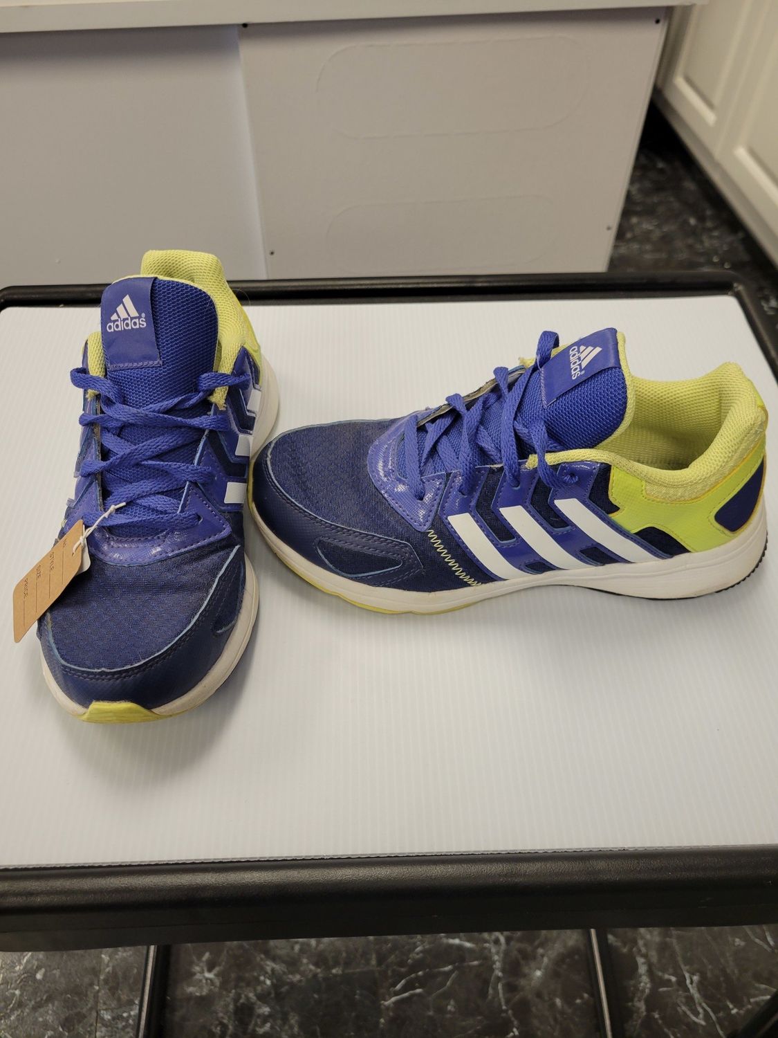 Adidas Blue/lime (4)(pre-owned)
