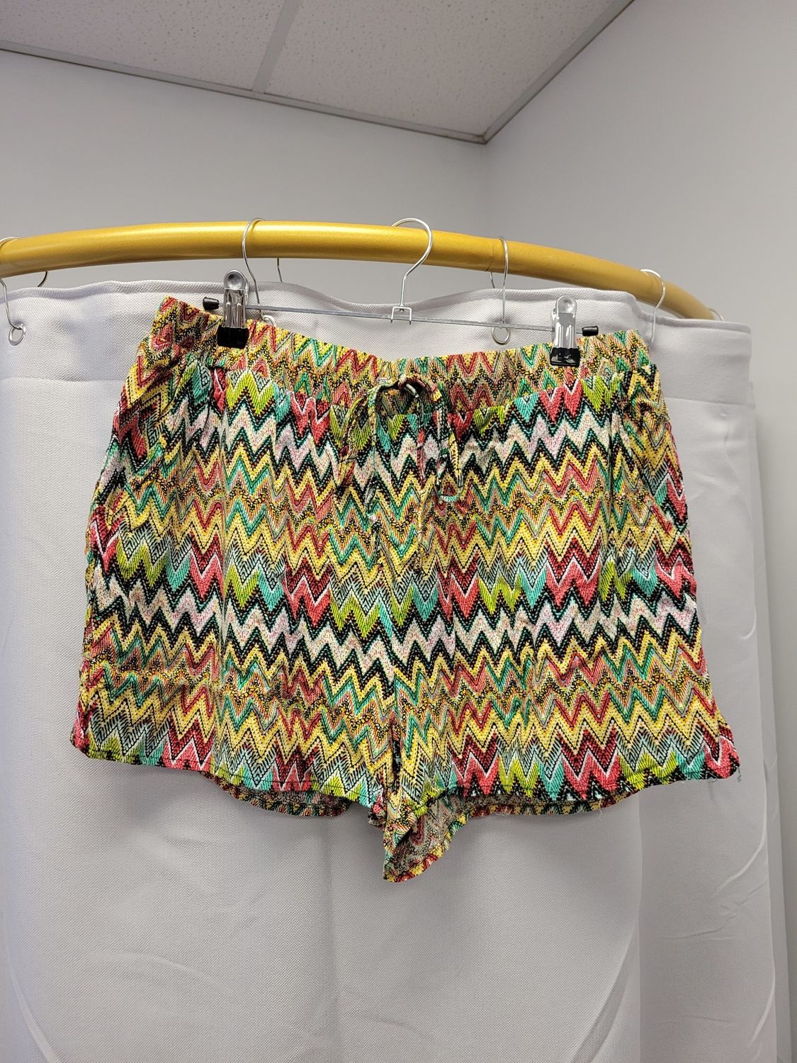 Rue21 Multi-color Chevron (pre-owned)(L)