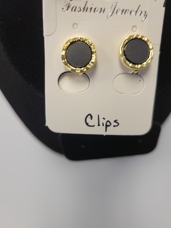 Gold &amp; Blk Round Clip Earrings