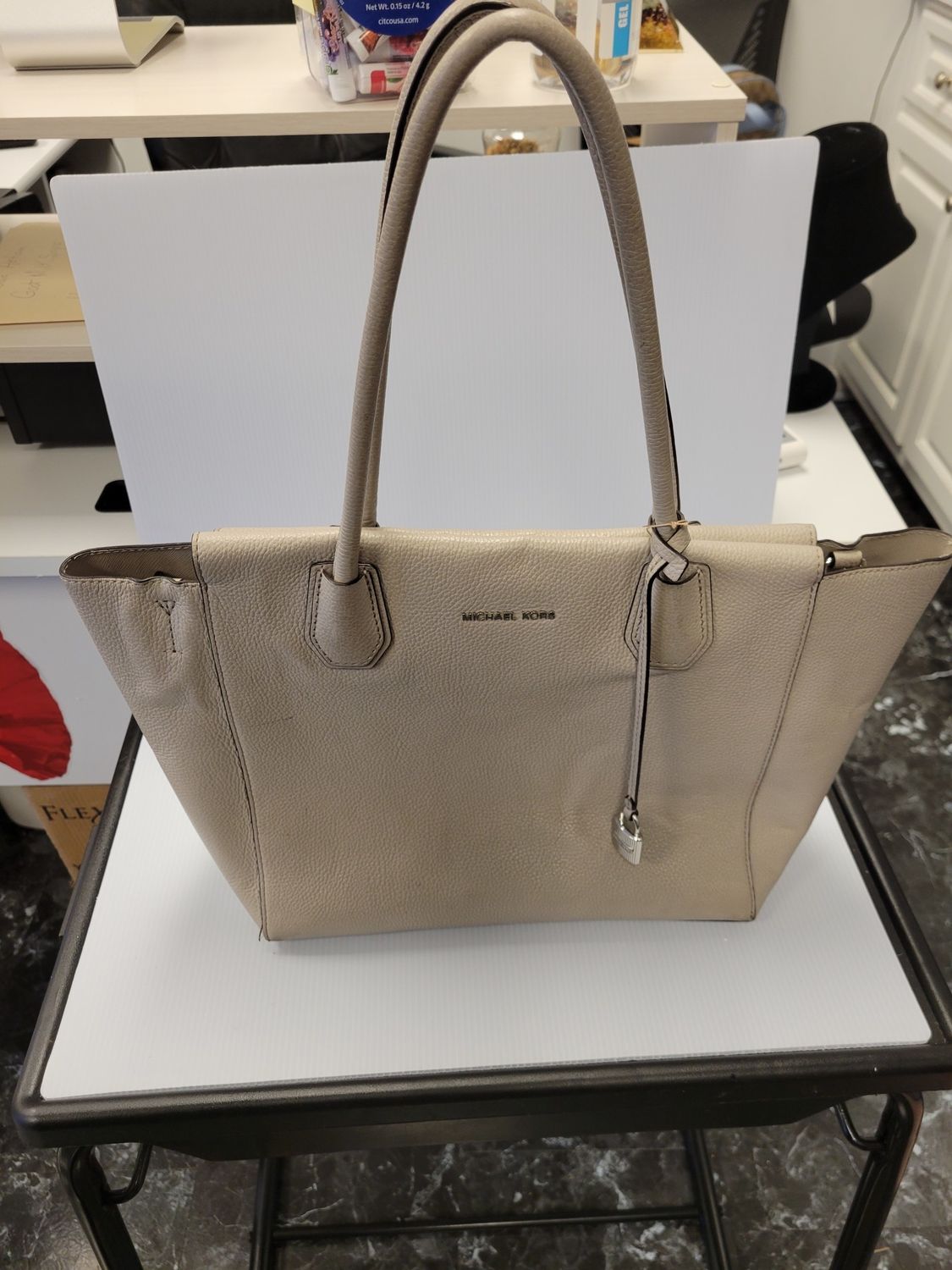 MK Leather Taupe Shoulder bag (pre-owned)