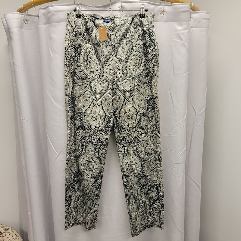 Ann Taylor Black/White Paisley Pants (8)