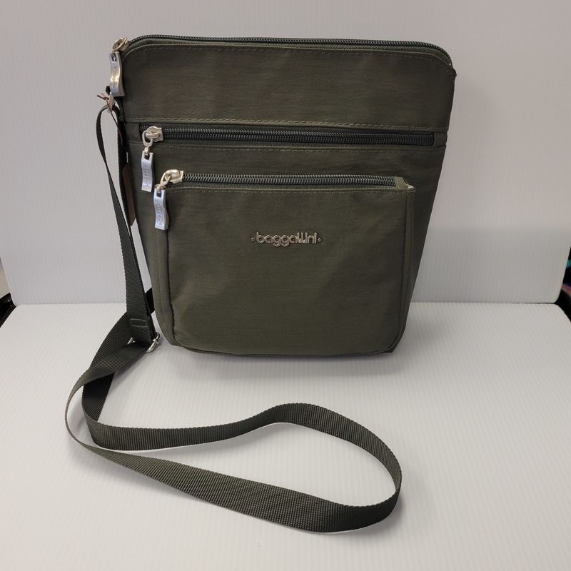 Baggallini Crossbody Purse (Pre-owned)