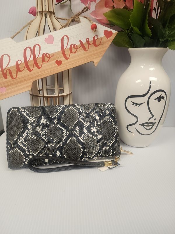 Gray &amp; Black Snake Print Leather Wristlet/Wallet (New!)